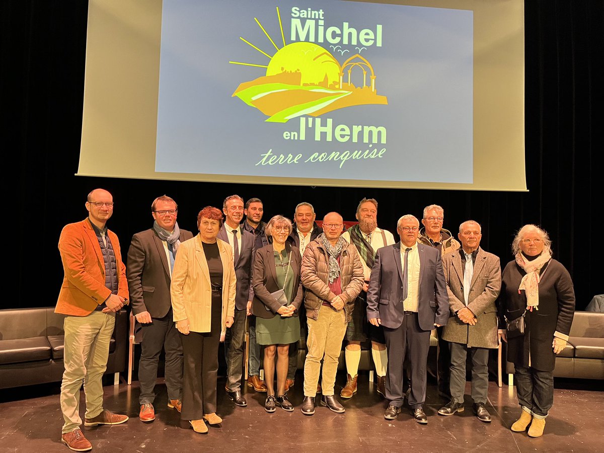 acharpentier85's tweet photo. 🇫🇷 Cinq cérémonies de vœux ce samedi 13 janvier sur le canton de #Lucon. L’occasion de revenir sur l’engagement du @DepVendee auprès de l’ensemble des vendéens et auprès de l’ensemble des communes vendéennes pour les accompagner dans leurs différents projets en 2024. https://t.co/rDUoMLFawe