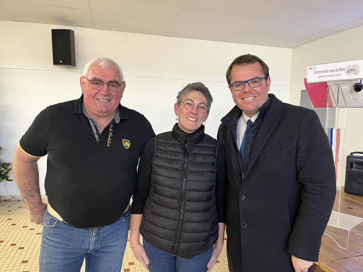 acharpentier85's tweet photo. 🇫🇷 Cinq cérémonies de vœux ce samedi 13 janvier sur le canton de #Lucon. L’occasion de revenir sur l’engagement du @DepVendee auprès de l’ensemble des vendéens et auprès de l’ensemble des communes vendéennes pour les accompagner dans leurs différents projets en 2024. https://t.co/rDUoMLFawe