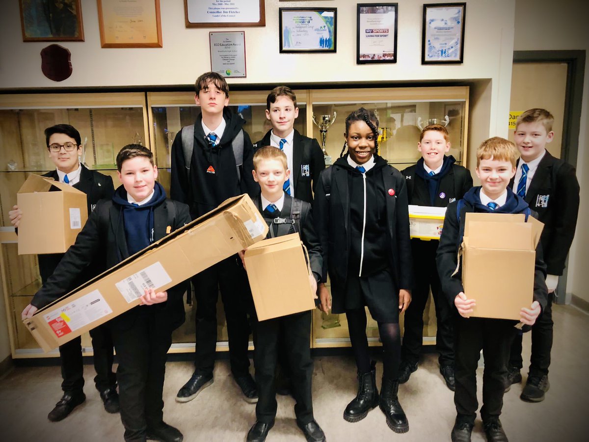 Woodfarm_STEM's tweet image. Good luck to Mr Eunson’s Woodfarm Robotics pupils, competing at today’s regional final of the @firstlegoleague  @rafyouthengage #codingsuccess @SmallpeiceTrust @YoungSTEMLeader #STEMeducation @STEMscotland @WoodfarmHigh