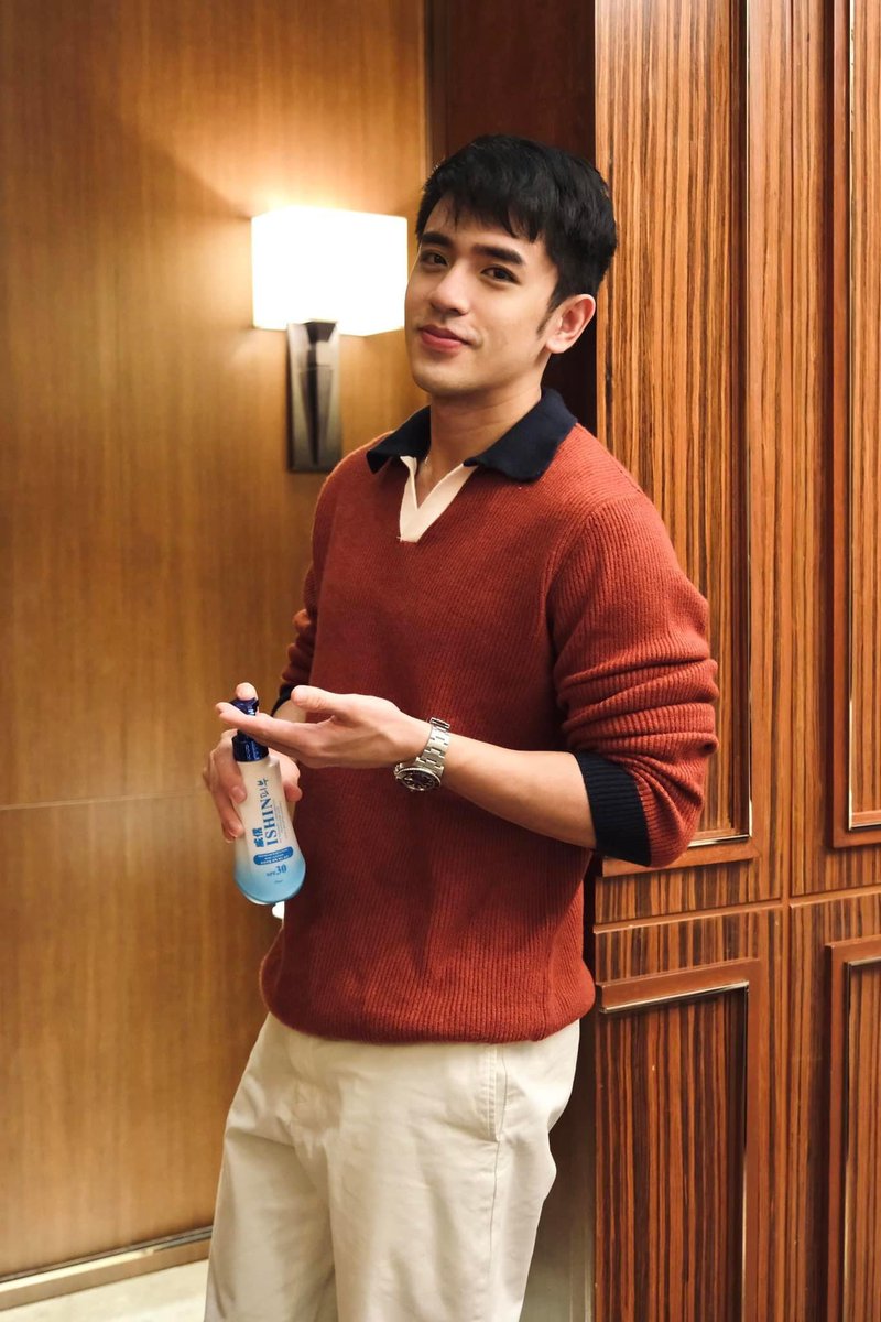 DavidLicaucoFTW's tweet photo. David Licauco x ISHIN ❤️

#ISHIN
#DavidLicauco https://t.co/E9UsssM4Sq