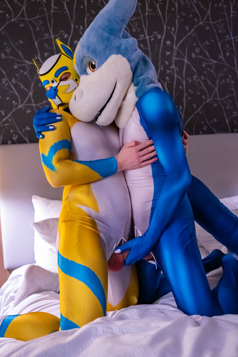 That's feel good when you touching me like that ~ 🔵: @Draky_Ad 📸: @LisanAfterMeow #puppynsfw #furrynsfw