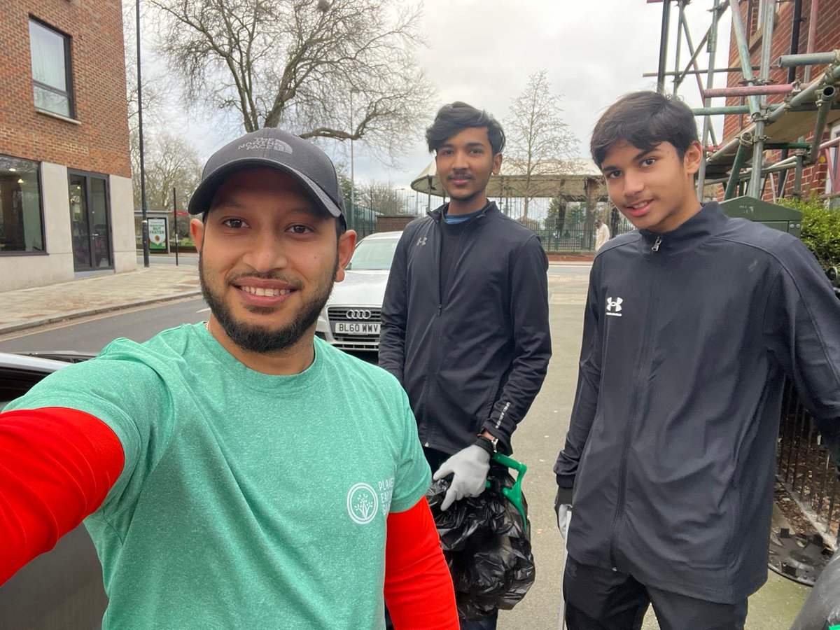 Planet Earth Games tweet media