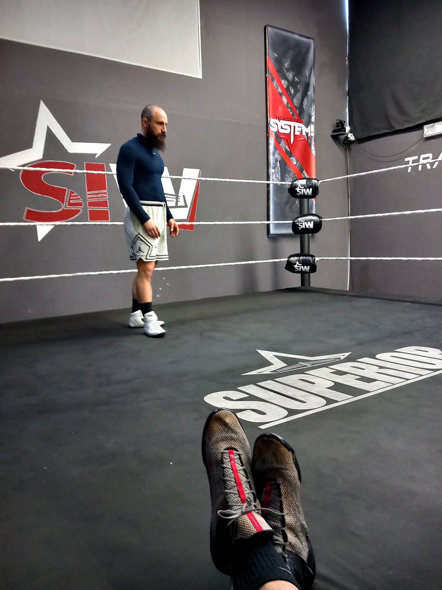 Nico Inverardi BBB ニコ・インベラルディ tweet media