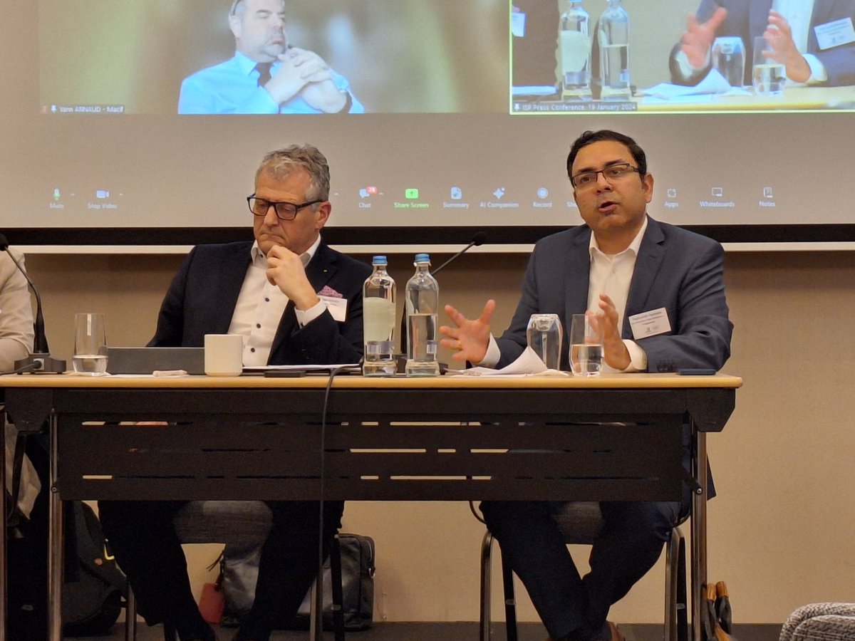 🛞 #AccessToData for vehicles "Leveraging anonymised vehicle intelligence &amp; connected #tyre data creates value in a vast set of areas such as optimising fleet operations, measuring CO2 emissions, &amp; eventually make them leaner-greener &amp; safer"