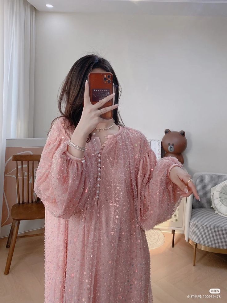 Girl in pink♥️🤗