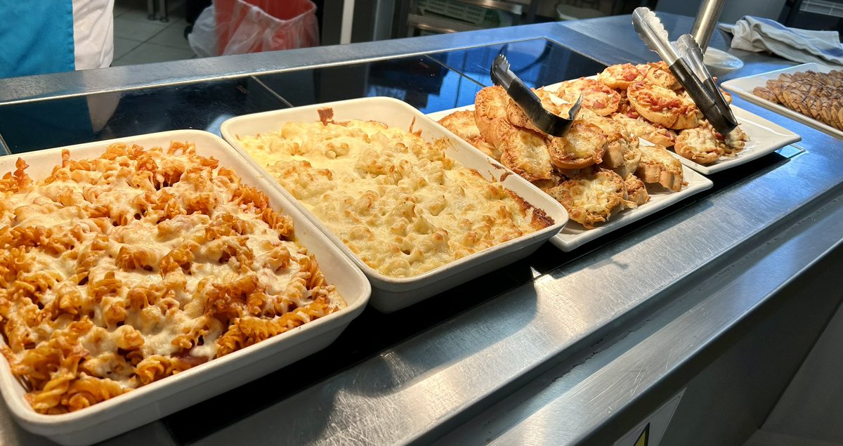 WinCollK's tweet image. Today’s break-time snacks.