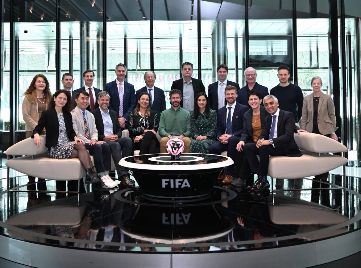 In <a href="/FIFAMedical/">FIFA Medical Network</a> we are working with experts globally to ensure that decisions affecting player health are guided by scientific evidence. 

This time on recommendations for cardiac screening for youth football players led by <a href="/AaronBaggish/">aaron baggish</a> <a href="/Chrigi_Schmied/">Christian Schmied</a> <a href="/Prof_G_Pieles/">Guido Pieles</a> Mats B