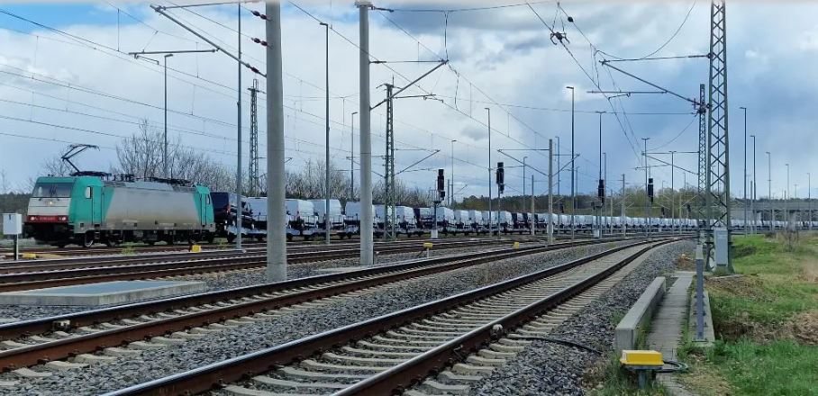🚉La Generalitat fa el primer pas per construir una segona estació dels FGC a Rubí. 

<a href="/viaempresa/">VIA Empresa</a> #FGC <a href="/GENCAT/">Generalitat de Catalunya</a>  #tren 

ow.ly/1X9H50QoYHK