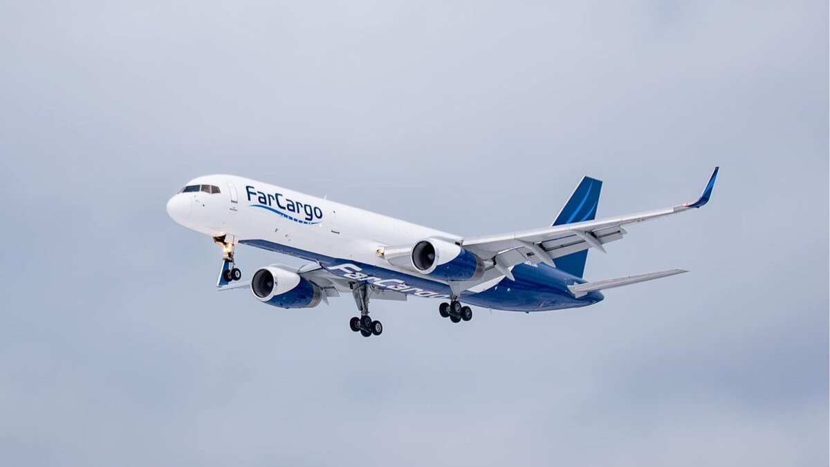 AvSourceNews's tweet photo. #NEWS | Faroese air cargo operator FarCargo has taken delivery of its first Boeing 757-200 freighter in Copenhagen this week.
Read more at AviationSource!
https://t.co/2tu97r8vXG
#FarCargo #FaroeIslands #airfreight #aircargo #Boeing757 #AvGeek https://t.co/9xjFsGRmbB