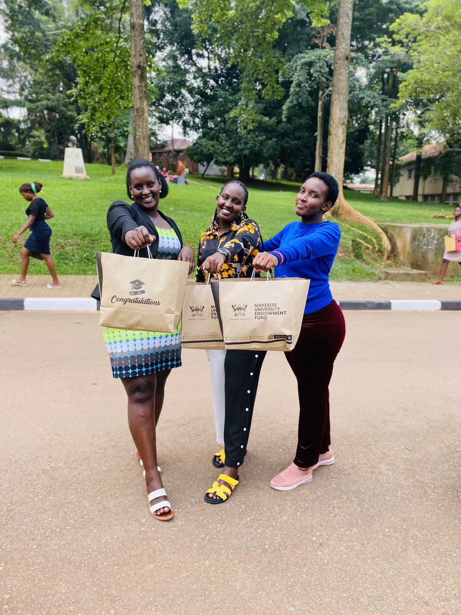 The @MakEndowmentFnd is still in the process of issuing graduation gowns to all graduands of the #Mak74thGrad. Please come to any of our service points and we will be glad to dress you for your big day. Congratulations to those who have already received their package 🎓🥳