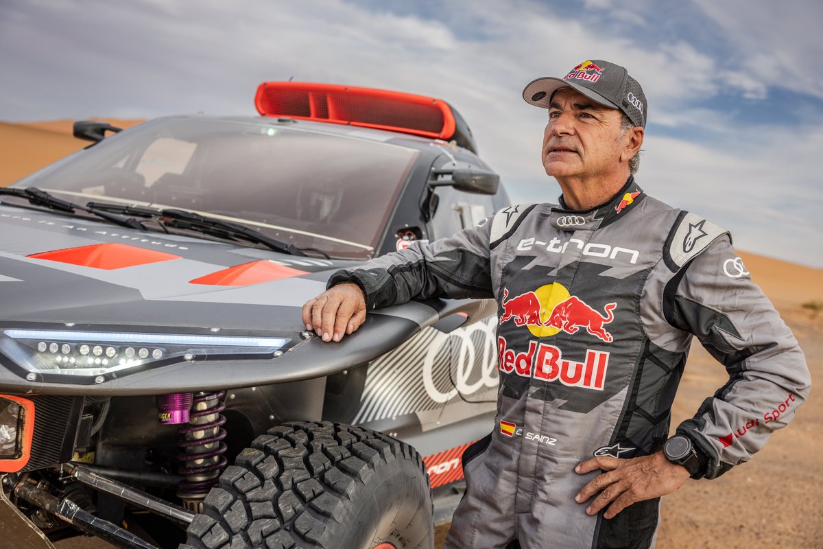 💥 ¡¡¡CARLOS SAINZ SE PROCLAMA CAMPEÓN DEL DAKAR!!!

🐐 A sus 61 años, el madrileño acaba de conquistar su 4º Dakar... ¡con un coche eléctrico!

🇪🇸 LEYENDA VIVA del automovilismo español. ¡¡¡ENHORABUENA, MATADOR!!!

#Dakar2024