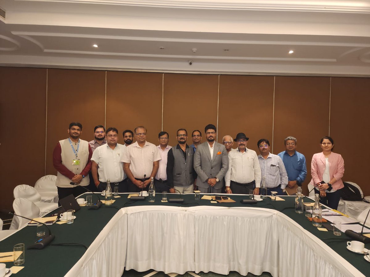 AOILIndia's tweet photo. After number of meetings with @jaxayshah we reached to conclusion which was announced by our #PiyushGoel #DPIITGoI, on 29june23.
#Nabl even after 8 months did not implement all points. We request #PMOIndia to check this, why all such reforms have not been implemented. #NaMo https://t.co/zlyyxZA5Kc