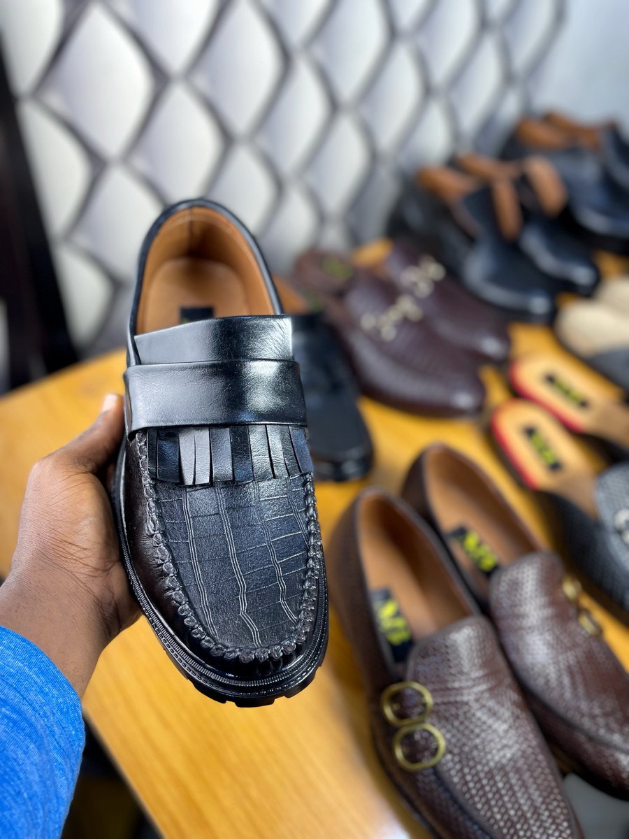mr_muize's tweet photo. If by any chance these pictures get to your TL, pls repost 🙏🏾

Thank you 🥰

Price: N30,000

Worldwide delivery 📍 https://t.co/28ikQbfgs5