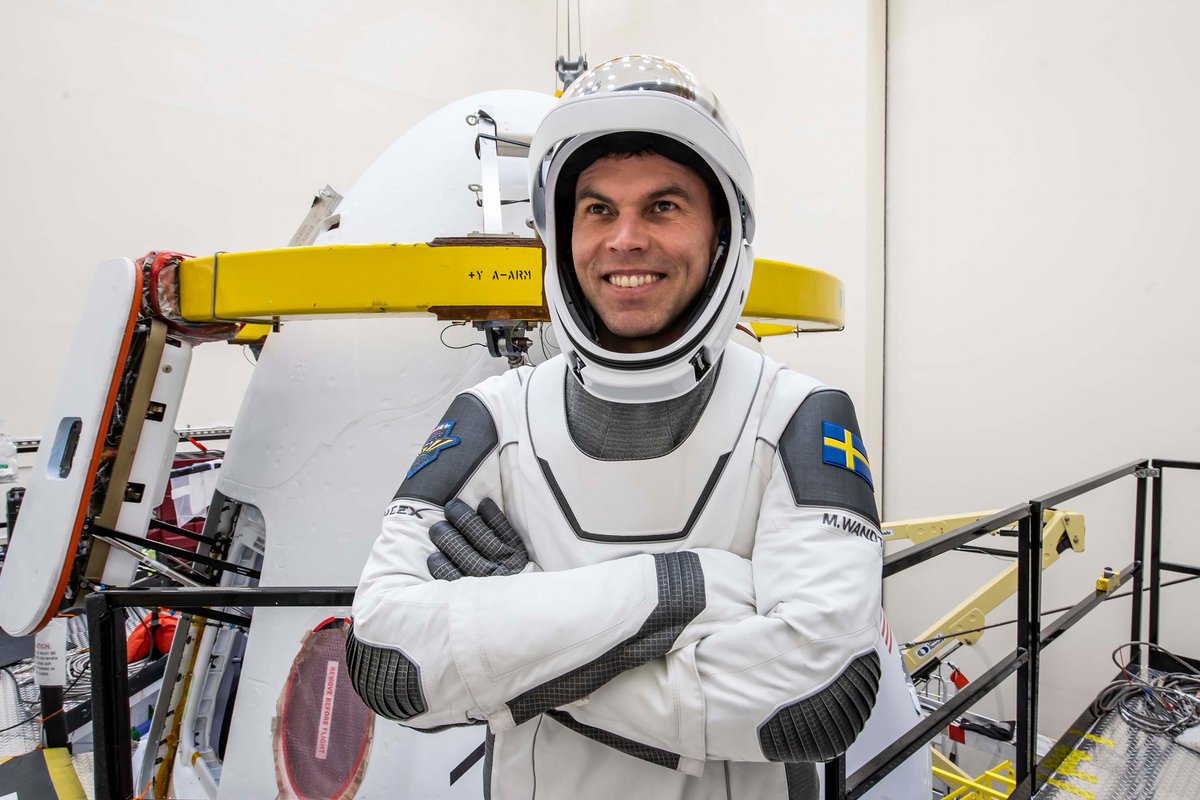 This is Marcus Wandt – the third Swede 🇸🇪 ever in space! 🚀 As crew member of Axiom Mission 3, he's headed for the International Space Station. Among several experiments, he'll be helping Uppsala University researchers study the effects of microgravity on stem cells. 📷: SpaceX