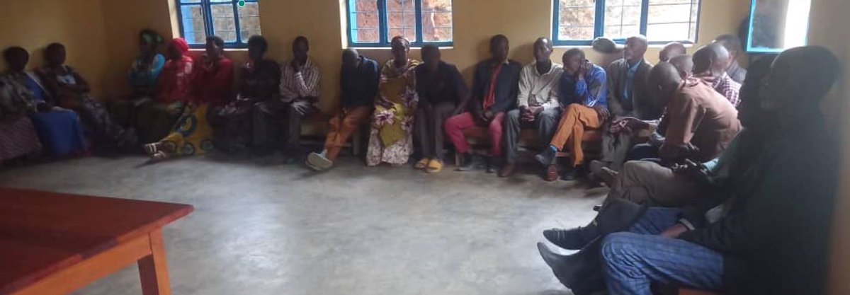 pfrwanda's tweet photo. This week, @pfrwanda &amp; @Unity_MemoryRw staff, along with District officials from @Nyamagabe, @NyanzaDistrict, &amp; @Muhangadis, monitored and evaluated the progress of the project in building Social Healing, Cohesion, and Resilience among Rwandans. https://t.co/lTkeYWZ0xB