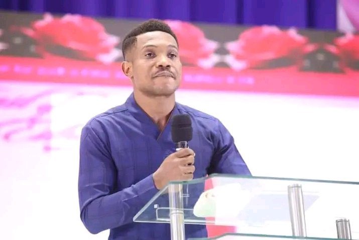 OnwumaPrecious's tweet photo. AND THE LORD ANSWERED!
WHAT GOD CANNOT DO DOES NOT EXIST
#NSPPD 🙏🙏🙏
#7amFirePrayers 🔥🔥🔥
#CONGRATULATIONS💃💃💃
#OBRIGADOPASTORJERRY❤️❤️❤️ https://t.co/s65rWhH2HS