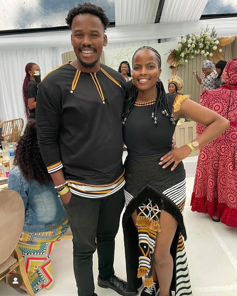 LaydeeThobz's tweet photo. 2023 was a very fun year for me as a dressmaker. I’m excited to for 2024 ✨

Insta: @/matiba_clothing for inquiries 🤍 https://t.co/rpMXJf1uzQ