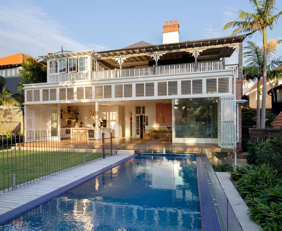 CAANdesignpage's tweet photo. Heritage Treasure Chest Residence by Luigi Rosselli Architects https://t.co/XO7imq7WVW https://t.co/LeYWdvQmo1