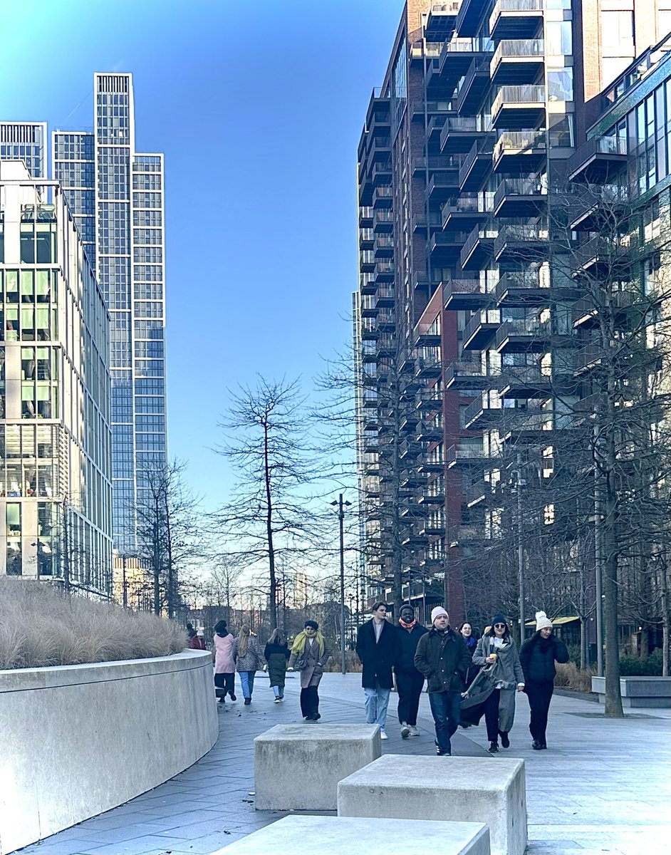 MikeJamieson4's tweet photo. Enjoyable @TateHindle trip to central London’s largest #regen zone at #NineElms. Spread across 561 acres this new district comprises 20,000 homes, 2 stations, linear park &amp; town centre built around redeveloped #BatterseaPowerStation. Public realm &amp; river looking good in the sun! https://t.co/CBfmAjQE4b