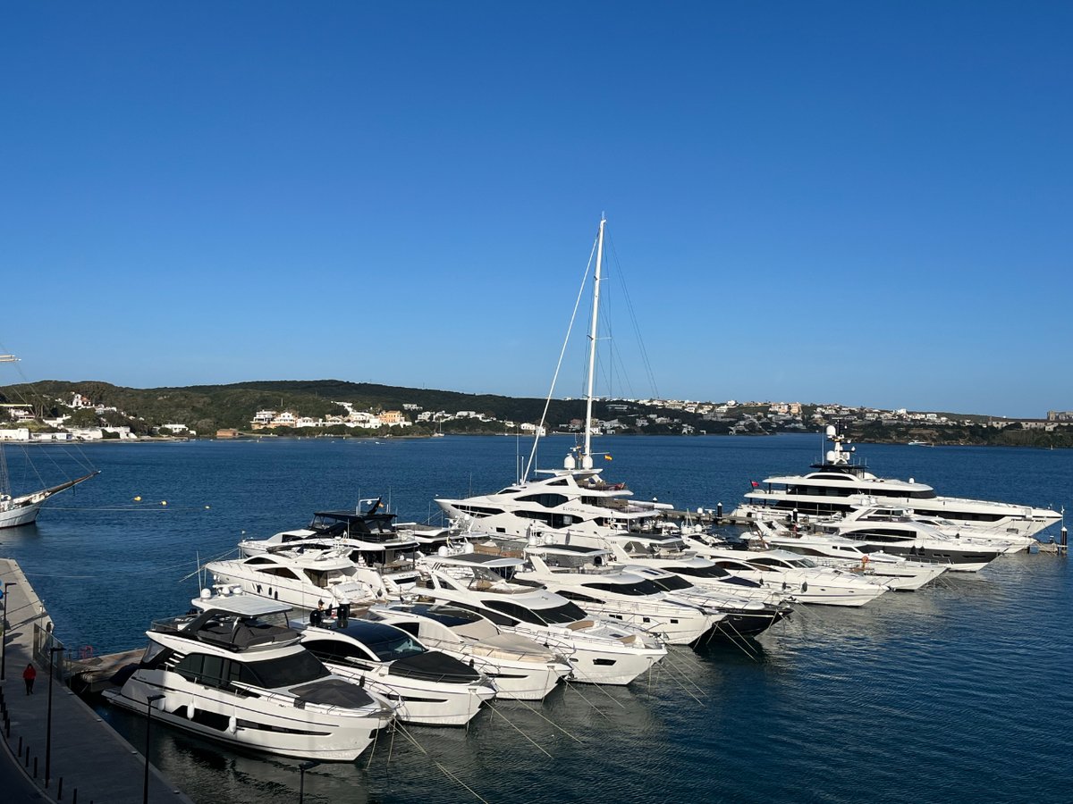 Good morning! Are you ready for the weekend? 

#marinaportmahon #Menorca #balearicislands #mediterraneansea #marmediterraneo #marina #ipmgroup #yachtmarina #sailinglife #mooringinmenorca