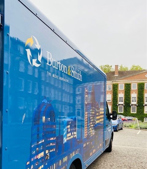You’ve got a great team in place to take your business forward, but not enough space? Maybe it's time for you to move to a bigger office.
📞 02086842542

#mondaymotivation #relocation #moving #movers #packing #movingcompany #movingday #move #relocationservices #office #newoffice