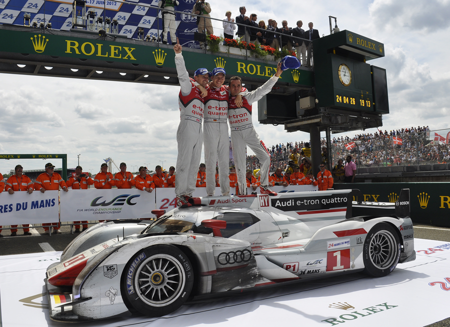Jose_ArmandoGH's tweet photo. - Primer campeón del Mundial de Rallyes con tracción a las cuatro ruedas.
- Primer ganador diésel en Le Mans. 
- Primer ganador híbrido en Le Mans.
- El primer coche electrificado en ganar el Dakar. 

Hay que reconocer que esta gente se toma las carreras de una forma especial https://t.co/UqltNiA311