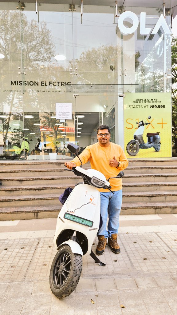 Hi Ola electric Community Jabalpur i am RV i Riding my Ola S1 Pro Mysore to Ayodhya 2000+km i reaching your city by 4pm 19/01/2024 today Ola Experience centre Napier town Jabalpur 
#AyodhyaRamTemple
#RamMandirAyodhya
#RamMandir
#AyodhyaRamMandir <a href="/OlaElectric/">Ola Electric</a> #Mysoretoayodhya