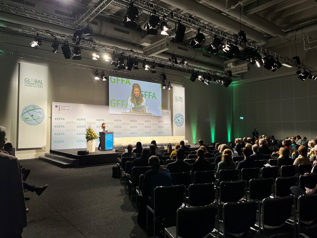 What’s happening with #agroecology at scale? Talking about the future of food and farming #GFFA @GennaTesdall
