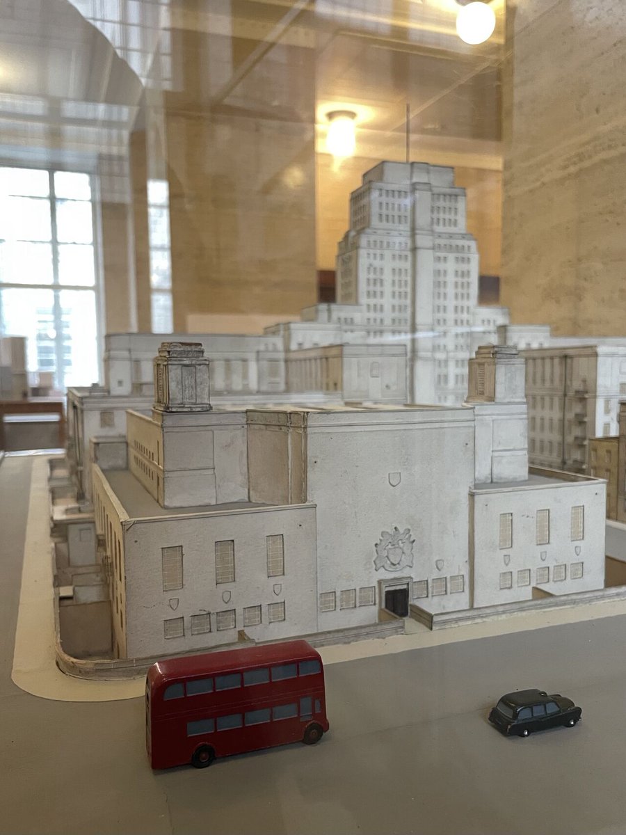 ‘Charles Holden’s Master Plan’ is open to the public at Senate House!

Learn how our Bloomsbury estate fits into an important architectural legacy – and how it would have looked if Holden’s full vision had been realised.

Find out more:

bit.ly/4b6sgKf #HoldensMasterPlan