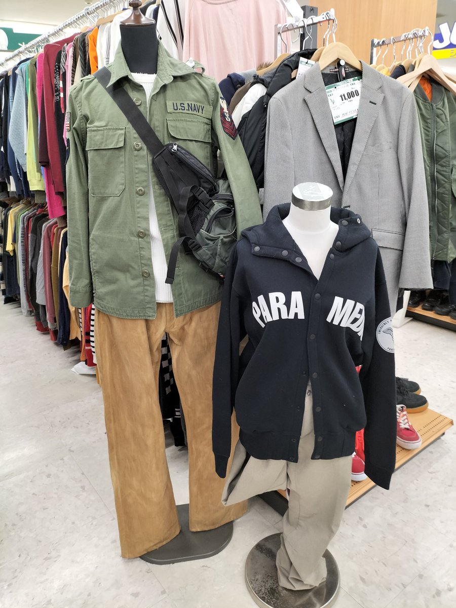 hf23205's tweet photo. オフハウス鎌ヶ谷道野辺店ではでは春物買取強化中です！
今年と春コーデはブラウスかワンピか？個人的にはパープルが狙い目かも！そんなコーデもオフハウスなら色々楽しめます！是非見に来て下さい
#オフハウス
#リユースでファッションを楽しもう
#春コーデ https://t.co/P6c1QTTdHC