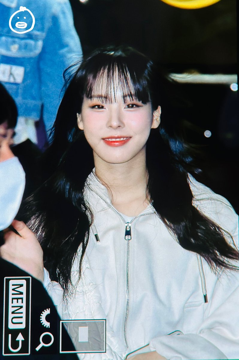 Seeyou0320's tweet photo. 240119 프리뷰 

#김선유 #선유 #클라씨 #CLASSy https://t.co/4l4QDJ4tER
