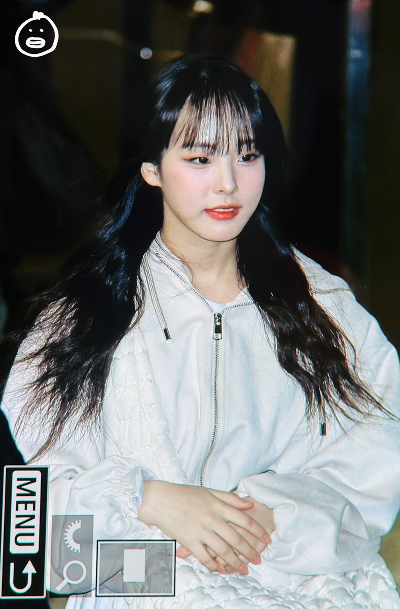 Seeyou0320's tweet photo. 240119 프리뷰 

#김선유 #선유 #클라씨 #CLASSy https://t.co/4l4QDJ4tER