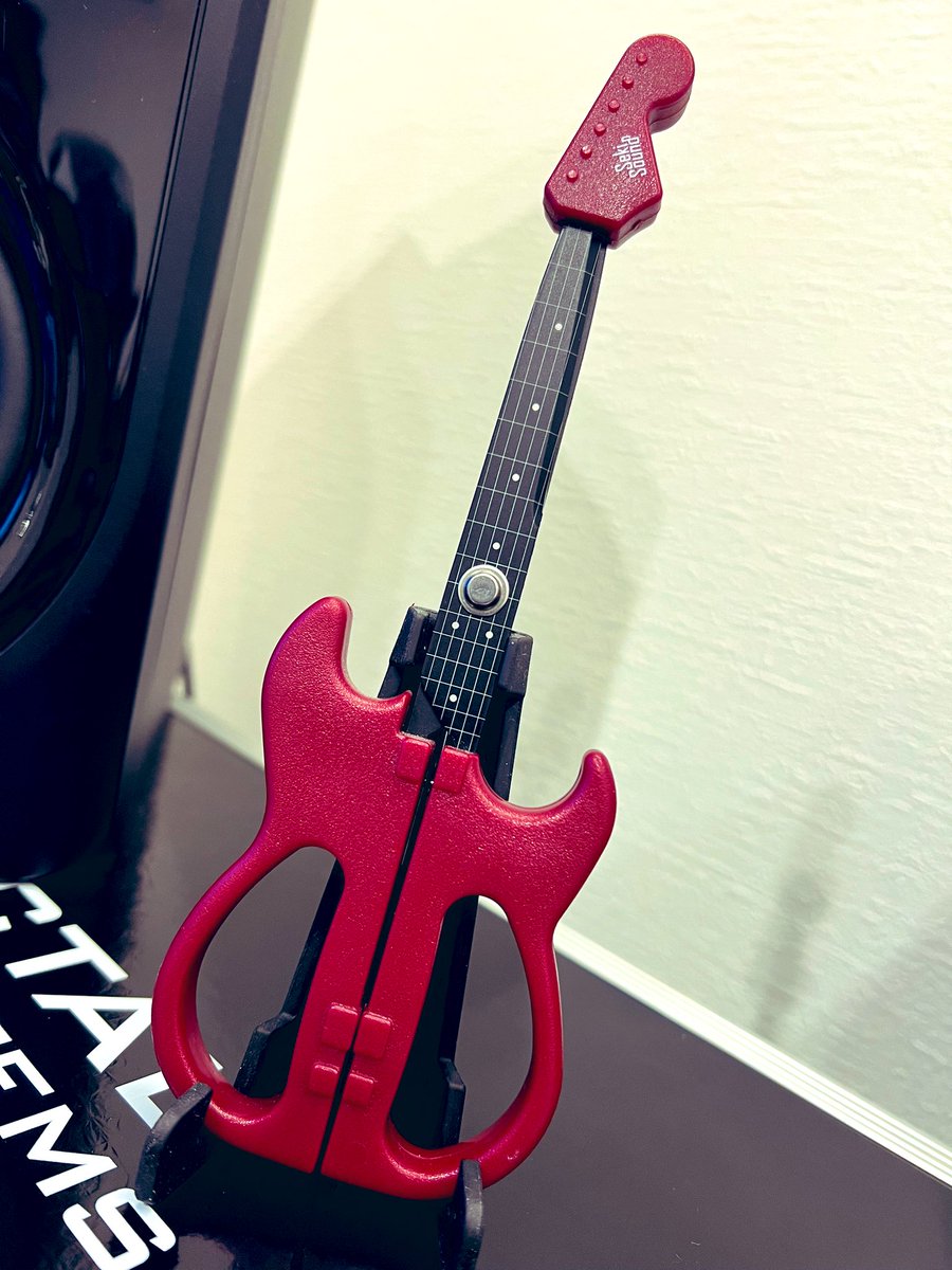 Sirius_Gray_W's tweet image. 愛用の鋏です。✂️
ギタリストはみんな持つべき！笑😆

キレ味ももちろんいいです。⚔️

#ギター
#鋏