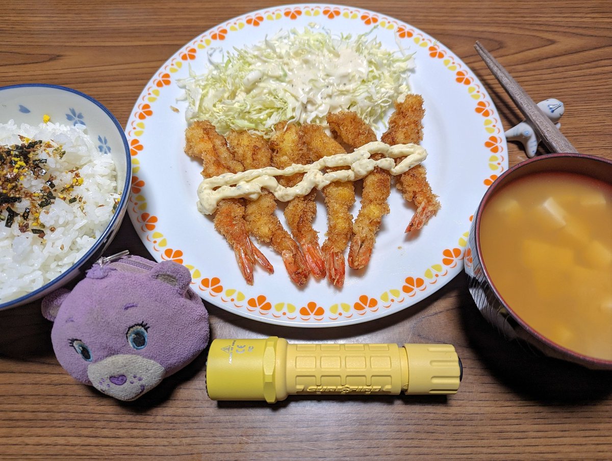 hg4eHPzmvVIEmWD's tweet photo. 海老ふらい🍤🍚(´-(ェ)-`;)♥🦸
#SUREFIRE #G2L #YL #Nitrolon #KX4 #SscP4 #シュアファイア https://t.co/AGhucnPwbq