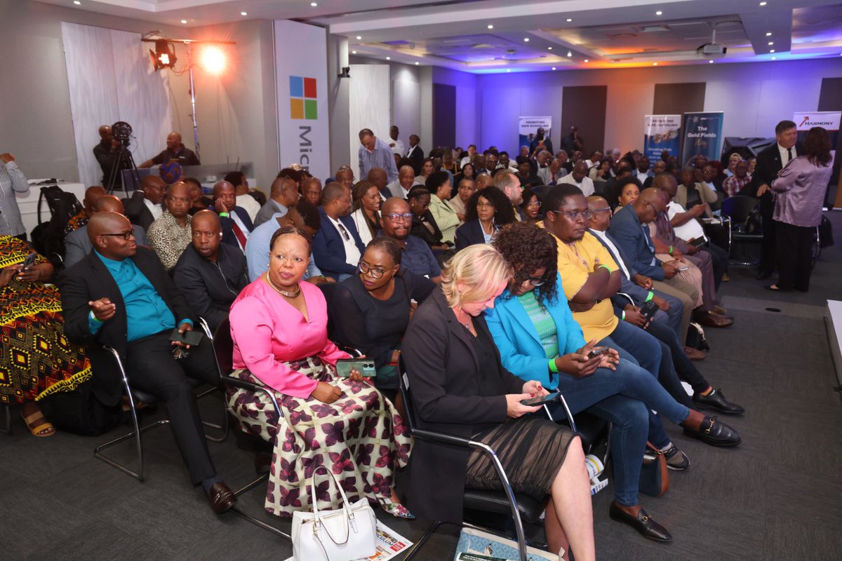 EducationGP1's tweet photo. 🔴 [HAPPENING NOW]: Premier @Lesufi and @EducationGP1 MEC @matomekopano are hosting the 2023 Gauteng Matric Results Announcement at @MicrosoftSA 

Stream live on:

YouTube: https://t.co/EzxtCrgdQD

Facebook: https://t.co/rFU5248sFN

#GPMatricResults https://t.co/jzWkjGQxi2
