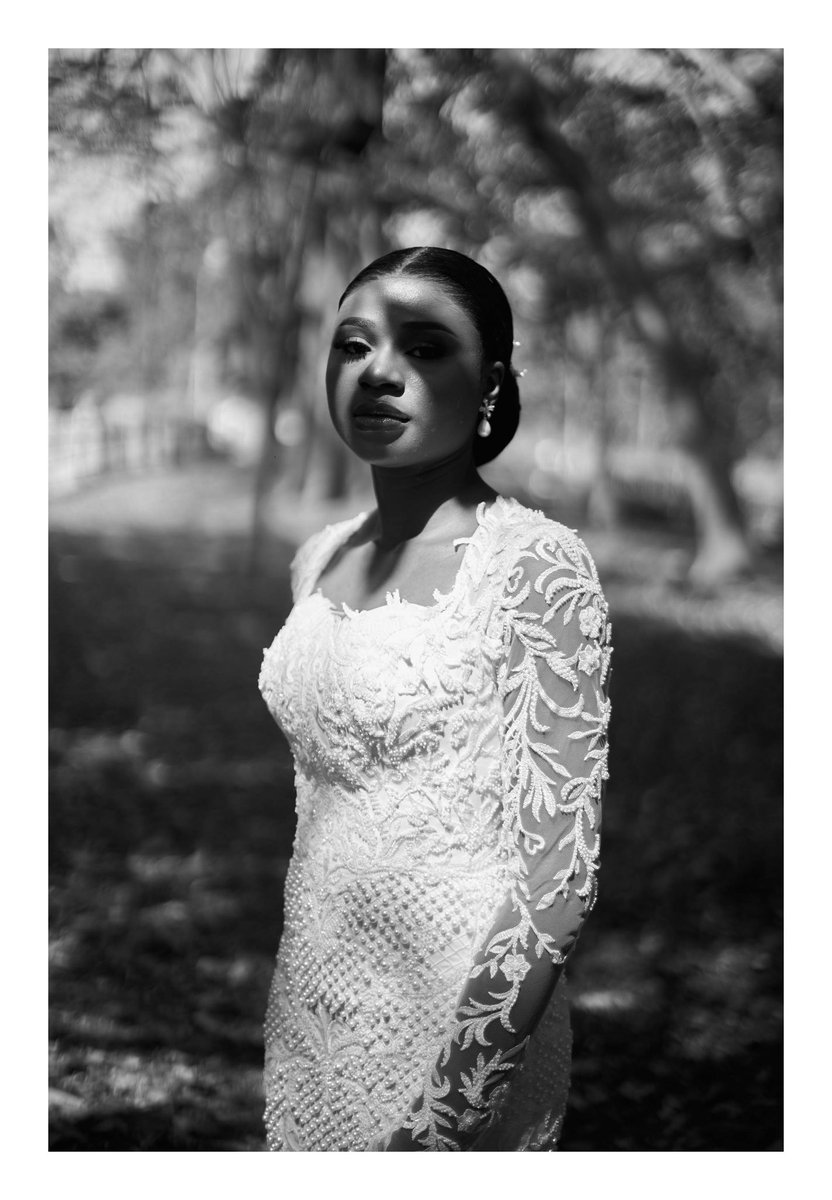 blackandfly's tweet photo. Top monochrome weddings storyteller here! ♥️

Over to you universe. 🙏🏿♥️ https://t.co/XddJTkZKbm
