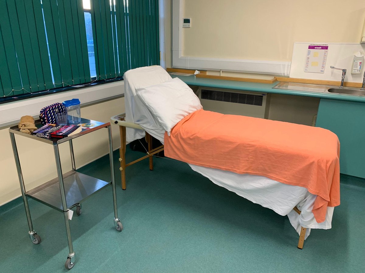 We're all set for another Introduction to Simulation Session for our Health Care Support Workers. We’re excited to be trialling NHS England’s Enhanced Health in Care Homes VR content alongside traditional simulation-based activities and our new Visual Impairment VR experience!