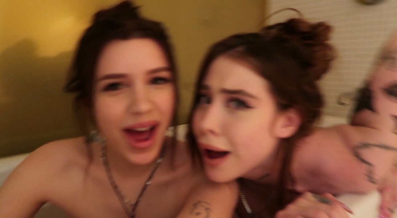 1 pic. i miss my best friend @rosiexrider https://t.co/RgdwQHIh46