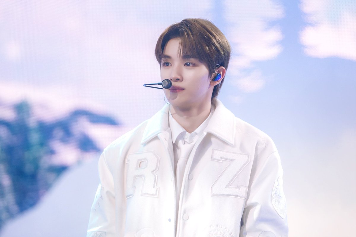 jsc_pics's tweet photo. 240107 inkigayo on-site photos #sungchan https://t.co/btSOiC2uPl