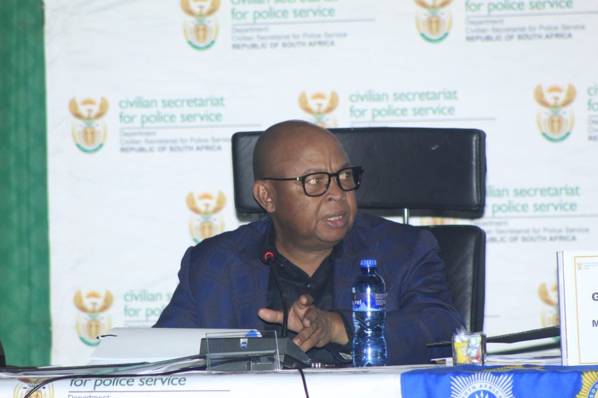 SAPoliceService's tweet photo. #sapsLIM [DAY 2 OF MINMEC] The second and last day of the #MINMEC programme in Limpopo Province, currently underway led by the Minister of Police, General Bheki Cele.

The first day kick started with the Ministry leading   numerous visits to the police stations in Limpopo Province, as part of MINMEC activities

Today, the members are expected to give feedback on their findings, deliberate further on the issues and find resolutions and implementations of the decisions made during the meeting in various forms such as presentations. ME