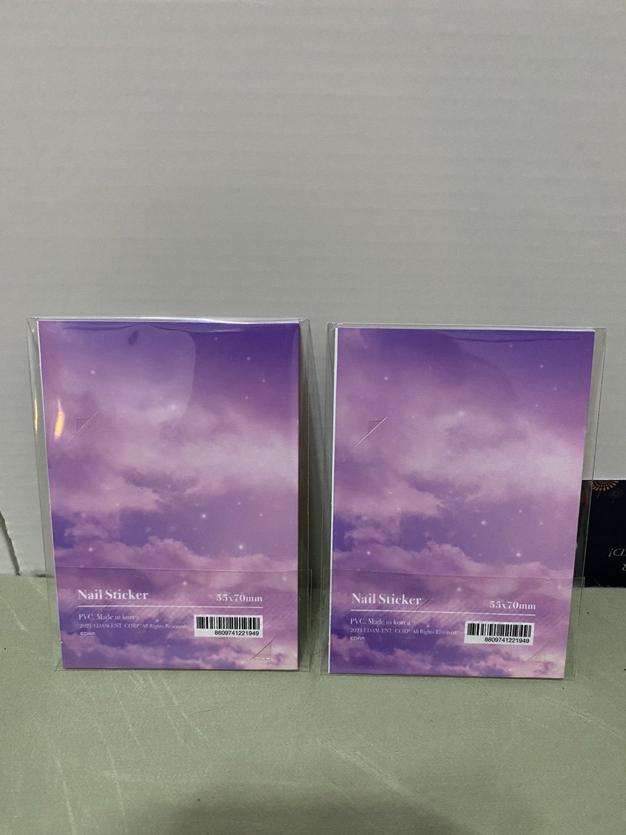 wts/lfb
IU Strawberry Moon MD

- 900 - Photo Album
- 300 - Nail Sticker
- sealed

mod: sdd, ggx, j&amp;t, sco
mop: gcash