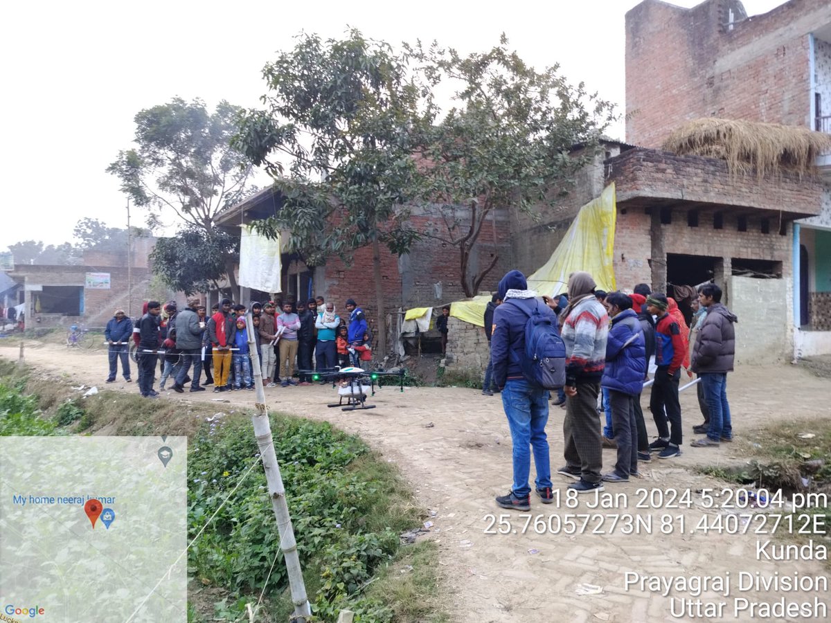 IFFCO_UP's tweet photo. #DroneDemonstration -District -рдкреНрд░рддрд╛рдкрдЧрдврд╝ #ViksitBharatSankalpYatra
@drusawasthi
@iffcoyogendra
@fertmin_india
@PIB_India
@abhimanyuiffco https://t.co/T1A0IRUTfu