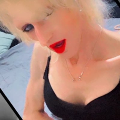 #NewProfilePic https://t.co/zH21B6dWKL<a href="/tag/newprofilepic"class="tags">#NewProfilePic</a>