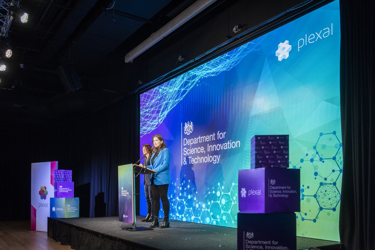 michelledonelan's tweet photo. Weβre committed to supporting growth in innovative businesses to boost the UK economy.
Which is why I announced our plans to industry representatives @Plexalcity to scale-up, regulate & upskill our workforce to help the UK become a science & tech superpower by 2030.
#ScaleUpUK https://t.co/oO5D9dWfRc