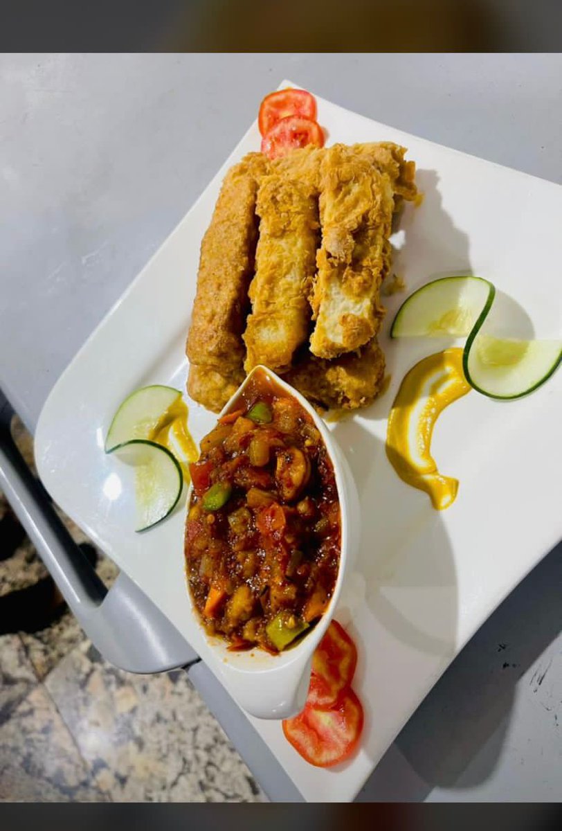 SupremeContine1's tweet photo. Weekend vibes call for a stay at @SupremeContine1.

Dive into comfort, enjoy gourmet dining, and experience the epitome of hospitality. 

Your relaxation journey begins here! 🌺🍽️ #WeekendStay https://t.co/7KQrYh0BN0