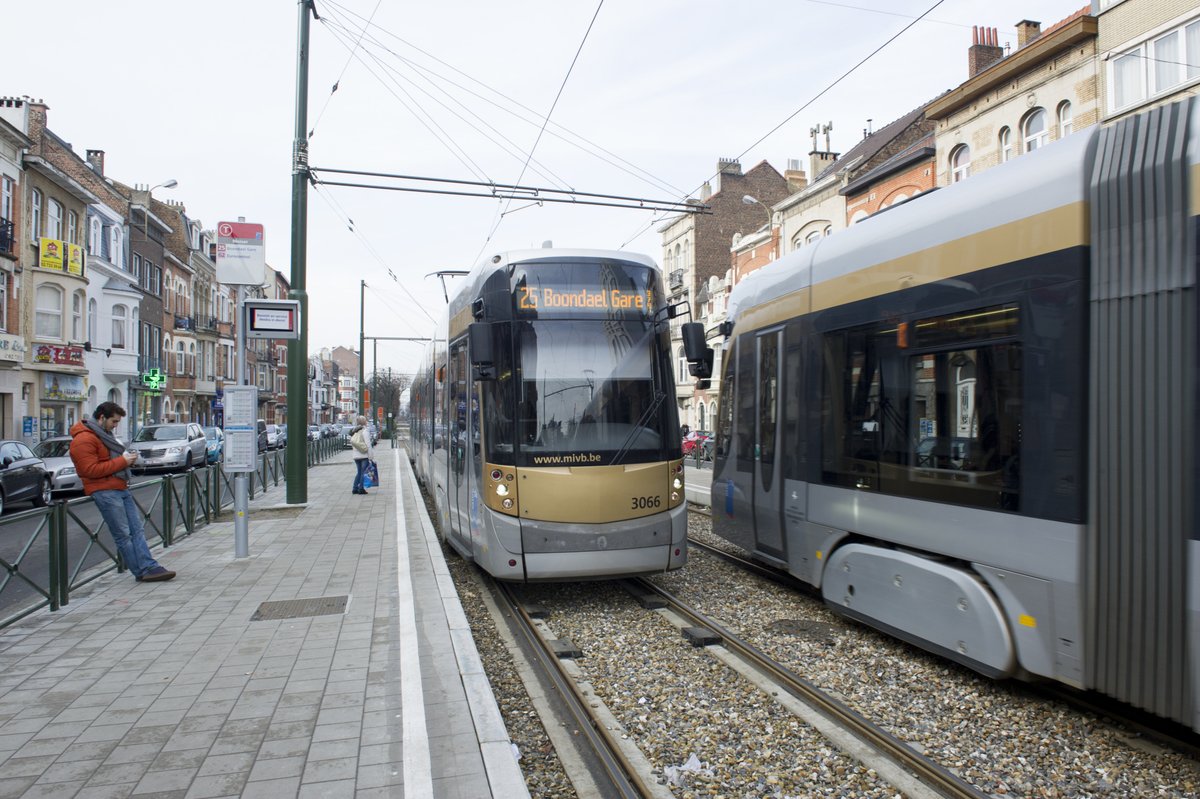 Goed nieuws: vanaf zaterdag 20/01 rijden tramlijnen 8 en 25, die tot nu vervangen werden door T-bussen wegens een wegverzakking, weer zoals normaal
en wordt dus ook de halte Buyl opnieuw bediend. #MIVB 🥳