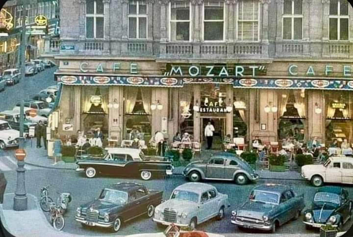 Vienna and Cafe Mozart in the 60s 💗 #viennanow