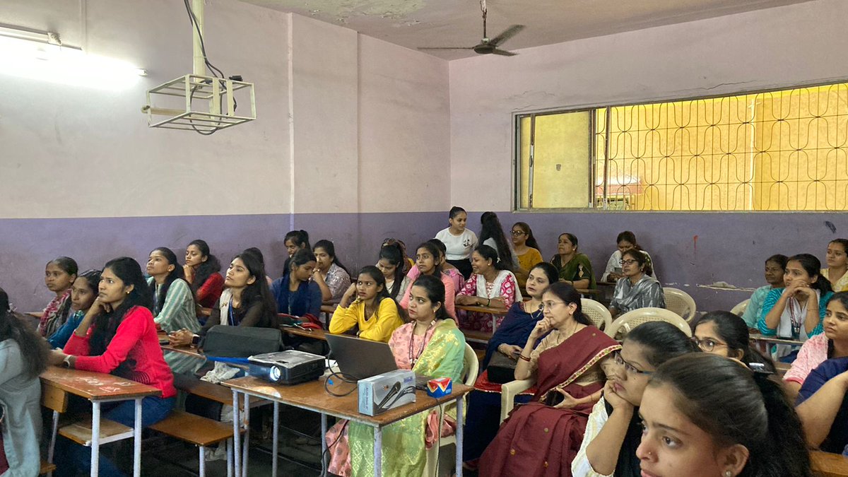 NGOWings2013's tweet photo. An informative session on Menstrual Hygiene, Menstrual Waste, and Sustainable Menstruation was conducted among students and their parents at St. Augasthi school (Saraswati Vidyamandir) Nallasopara, on January 17th 2024 . https://t.co/JZj9K2q1ZO