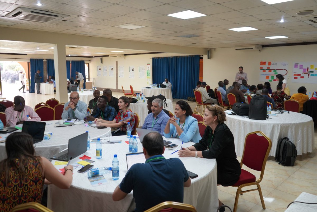 FoodLANDafrica's tweet photo. On the day2️⃣ of the #FoodLAND #annualmeeting we are holding parallel sessions on:
✔️The validation of technological innovations and their dissemination.

✔️Food Hub Governance and Networking: developments and sustainability.

#Kampala #Uganda #foodafrica  #H2020 https://t.co/eEgXHTDj5T