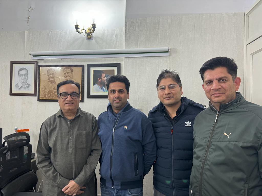 mfaisalpatel's tweet photo. Always a pleasure to meet @ajaymaken bhai. Brilliant statistician and a deep diver towards problem solving. Conversations are always enjoyable. #aicc #aisalanalytics 🇮🇳🙏💪🤲 https://t.co/tlI5L2IV3r